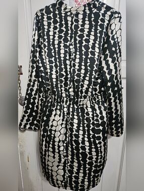 Black & White Patterned Long Sleeve Waist-Defined Dress